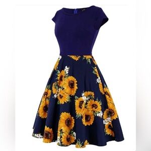 Women’s summer 1950s vintage elegant sunflower floral print.